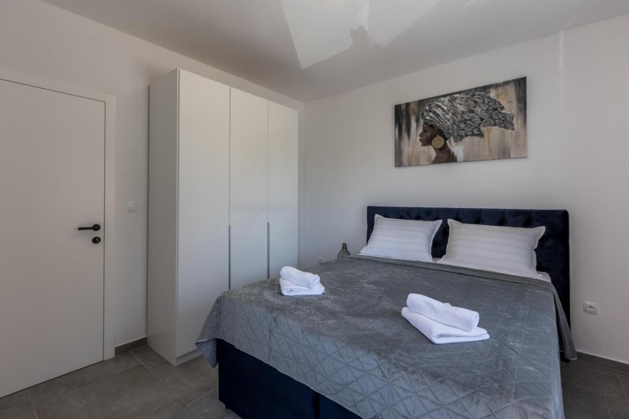 Carpe Diem Luxury Apartments Rogoznica  Exterior foto